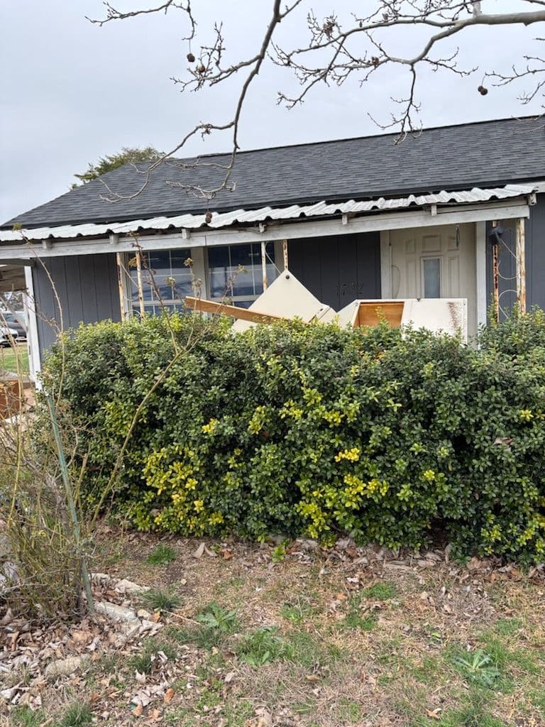 Gallery photos for IKO Cambridge Shingles Roof Replacement in Troy, Texas: Image #1